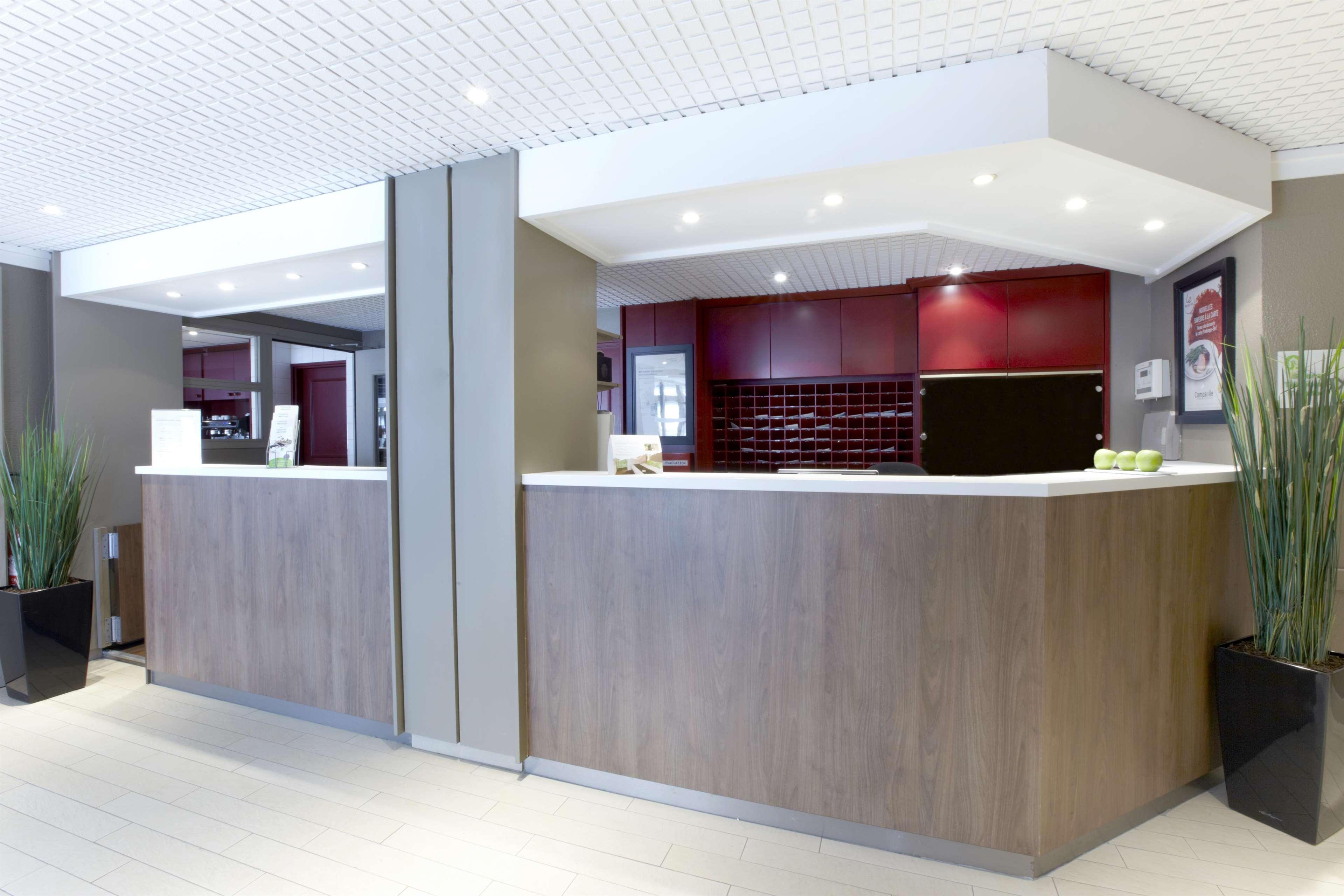 Hotel Campanile Lyon Ouest Tassin Exterior foto