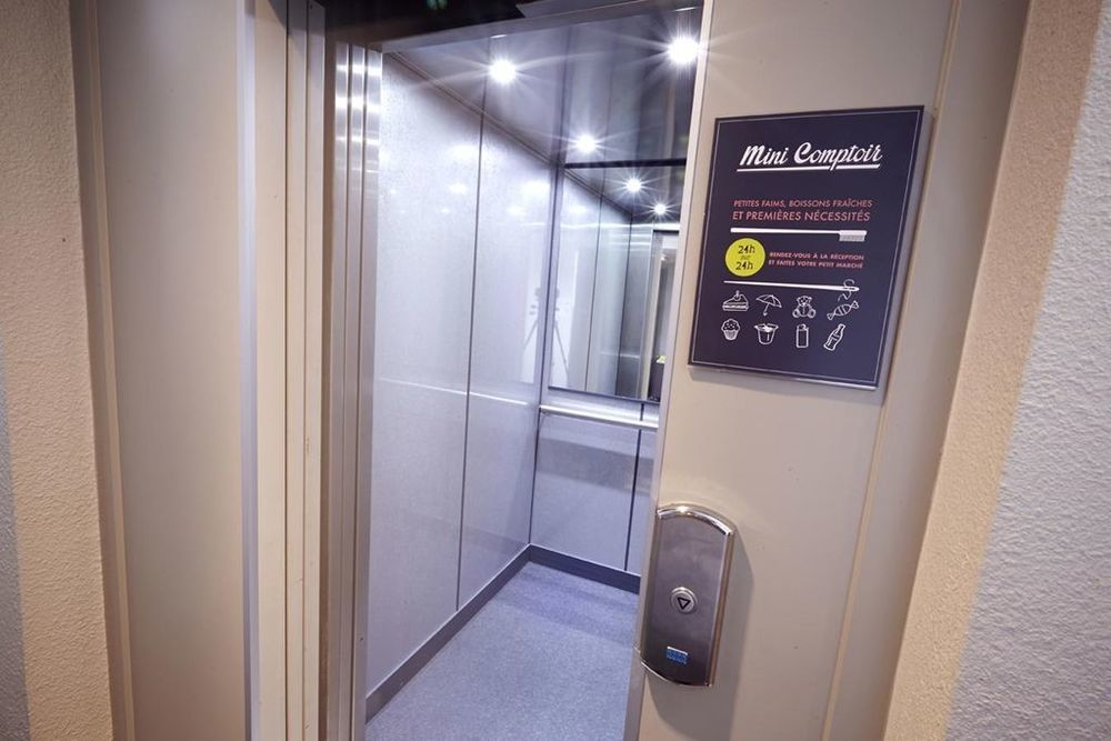 Hotel Campanile Lyon Ouest Tassin Servicios foto